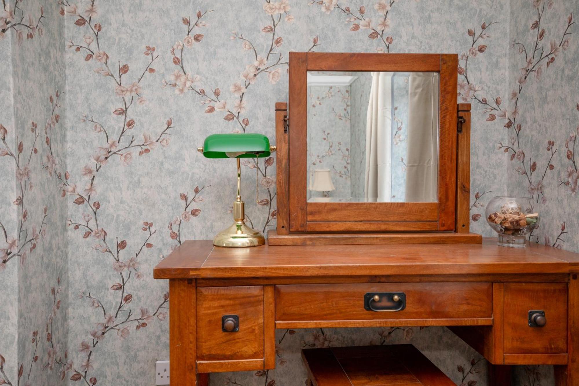 Characterful Terrace Retreat In County Durham - Sleeps 6 Lägenhet Stanley  Exteriör bild